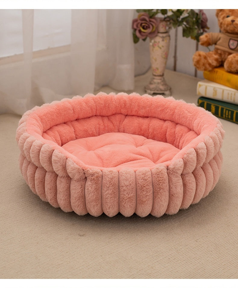 Straight Rabbit Plush Pet Bed Round