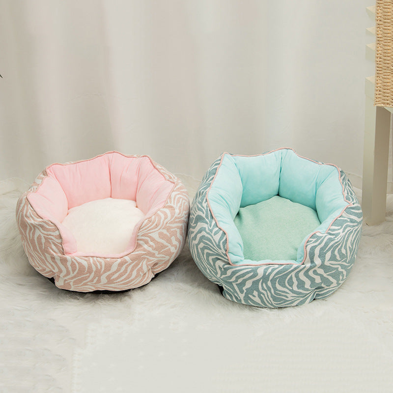 Pet Bed Warm Winter Bed Dog Cat Bed